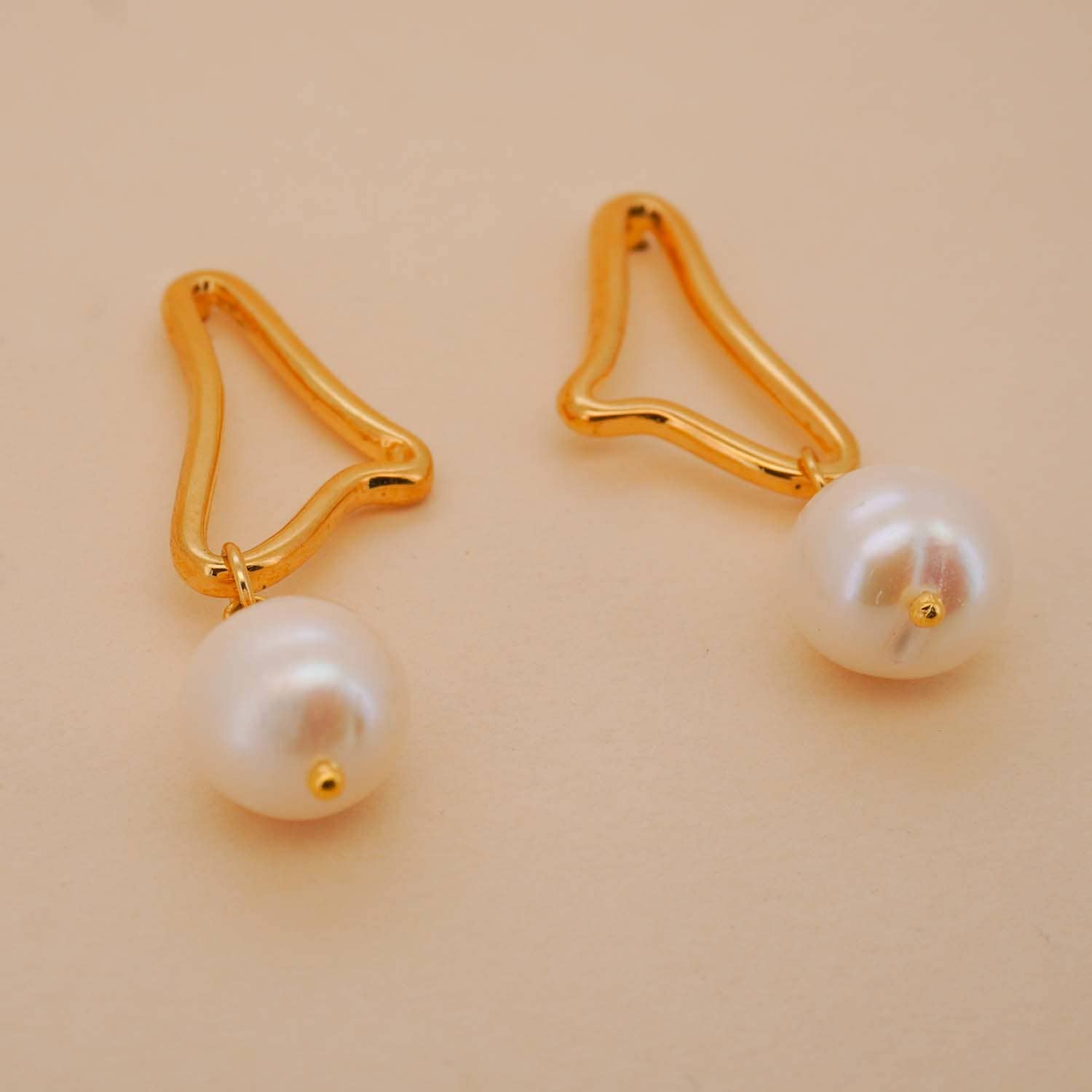 Paulina Otero – Brincos de argola por atacado – Brincos de ondas abstratas1