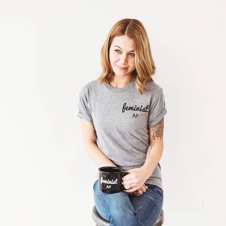 Camiseta unissex feminista AF por atacado de Wild Roamer