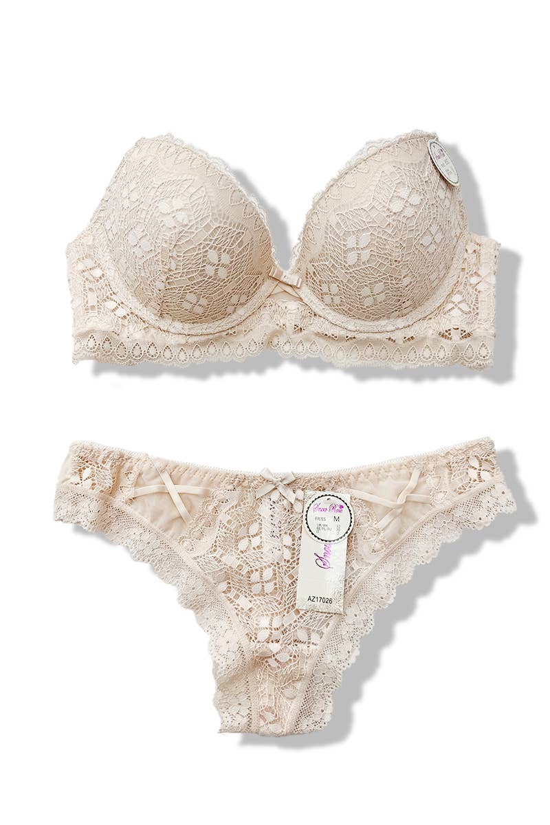 Belle Com'Elle - Vendita all'ingrosso Completino intimo - Donna - Set Reggiseno con Ferretto e Imbottitura + Perizoma in Pizzo C/AZ17026C12