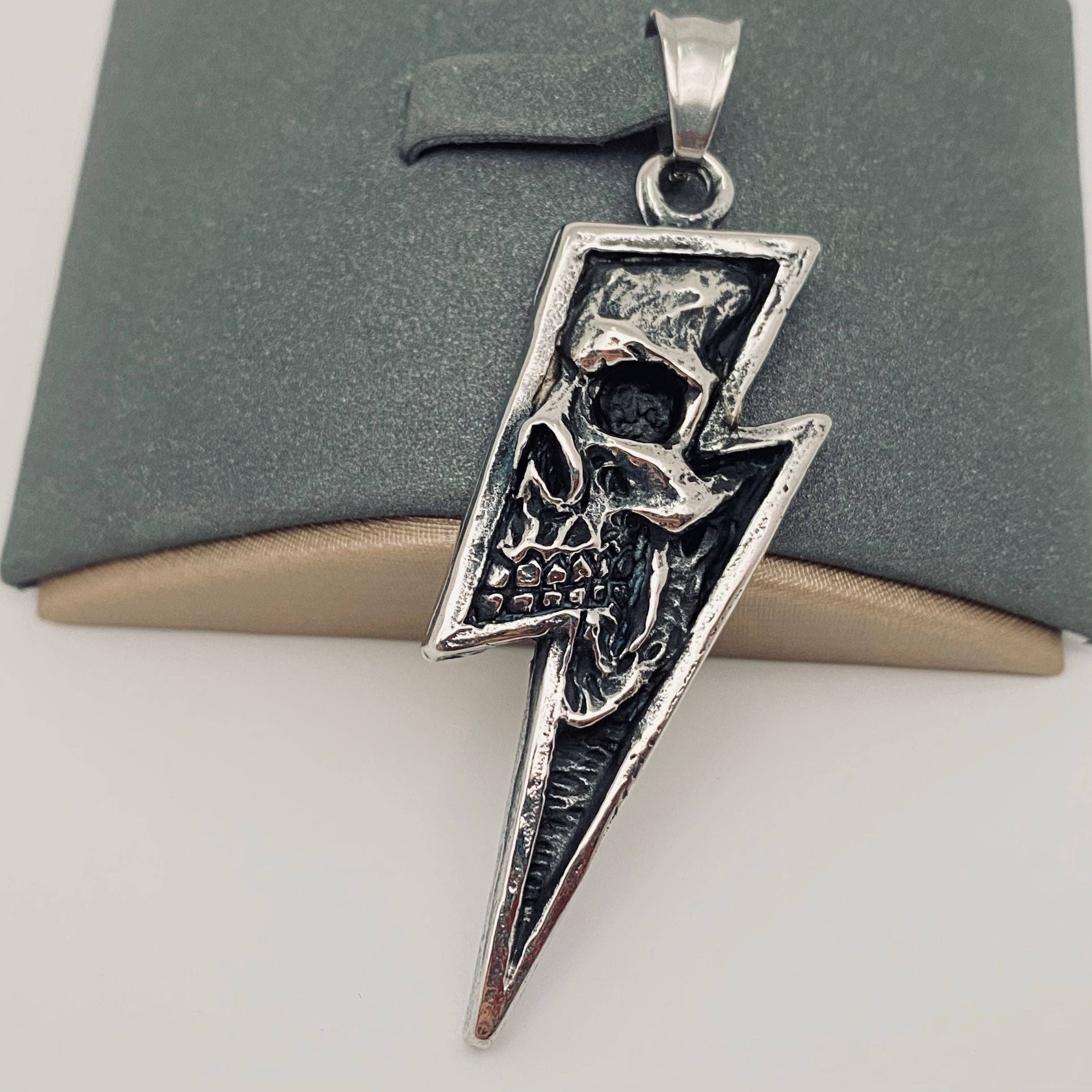 Mio Queena - Wholesale Craft Supplies - Multi Style of Exquisite Stainless Steel Pendant - MJ/MNP15