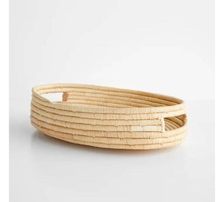 The African Home Goods - Wholesale Mand - Afrikaanse ovale mand voor opslag of serveren | Opbergen met afstandsbediening voor babyluiers en doekjes of om brood op tafel te serveren - 12" lang x 8" breed (15,5" lang met hengsels) Zwart en bruin0