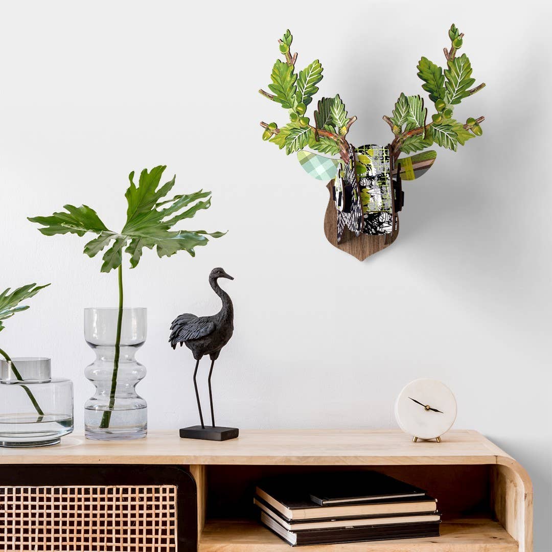 Miho Unexpected Things – Großhandel 3D-Wandkunst – Miho - Mittelgroßer ökologischer Hirsch - Liebeseiche1