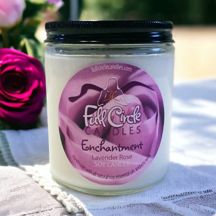 Lavendel-Rosen-Soja-Kerze | Enchantment für den Großhandel von Full Circle Candles and Gifts