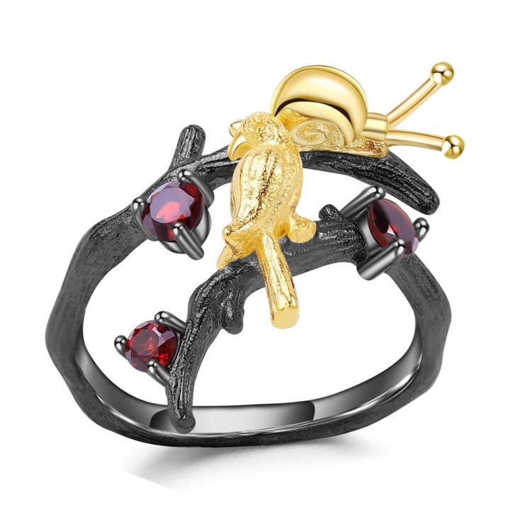 Goud & Zwart Geplateerd Zilveren Ring met Natuurlijke Granaat Accenten voor wholesale door FCJ Jewelry LLC