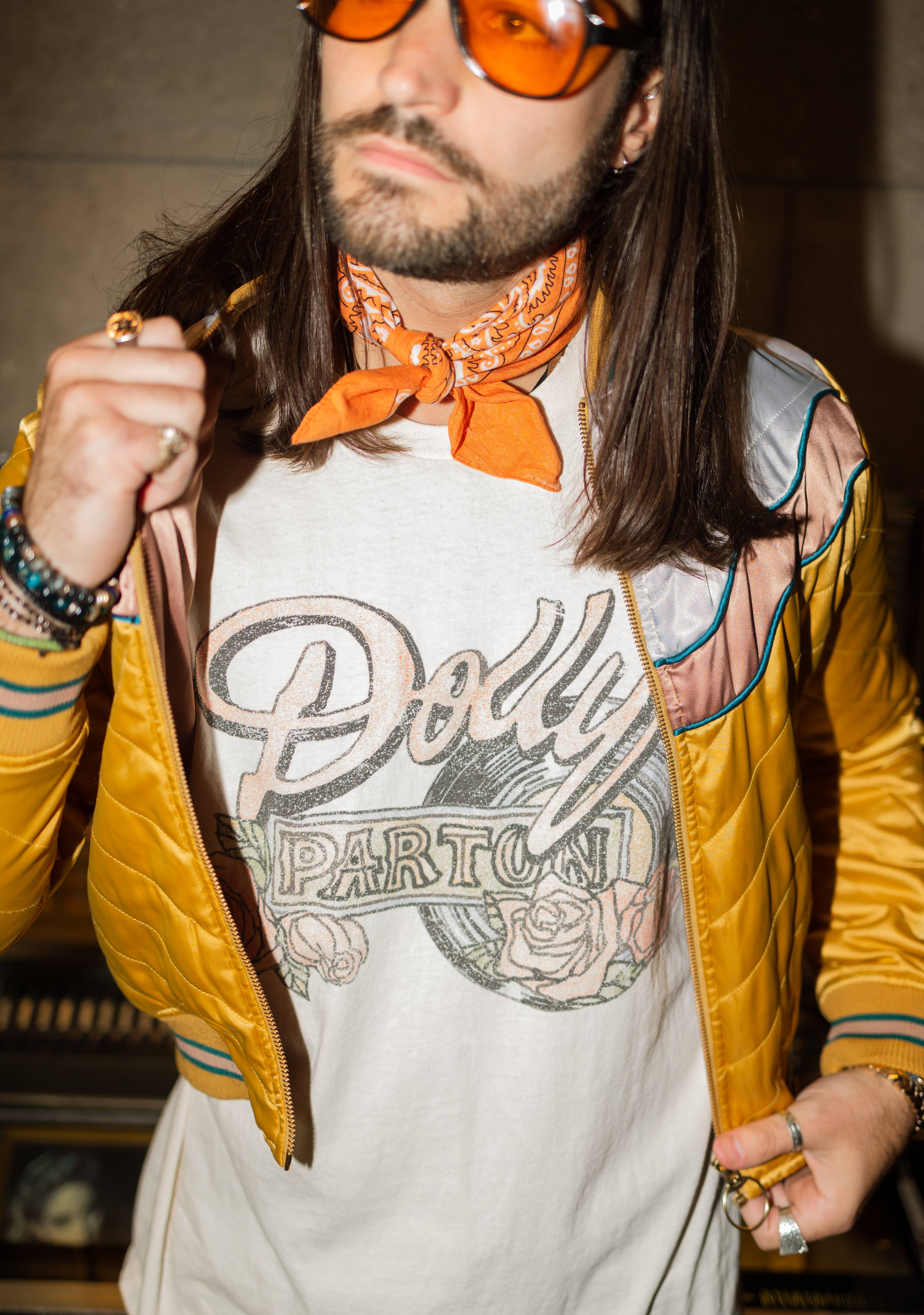 LivyLu - Wholesale Screen Printed T-Shirt - Unisex - Dolly Parton Rose Record Off White Thrifted Graphic Tee7