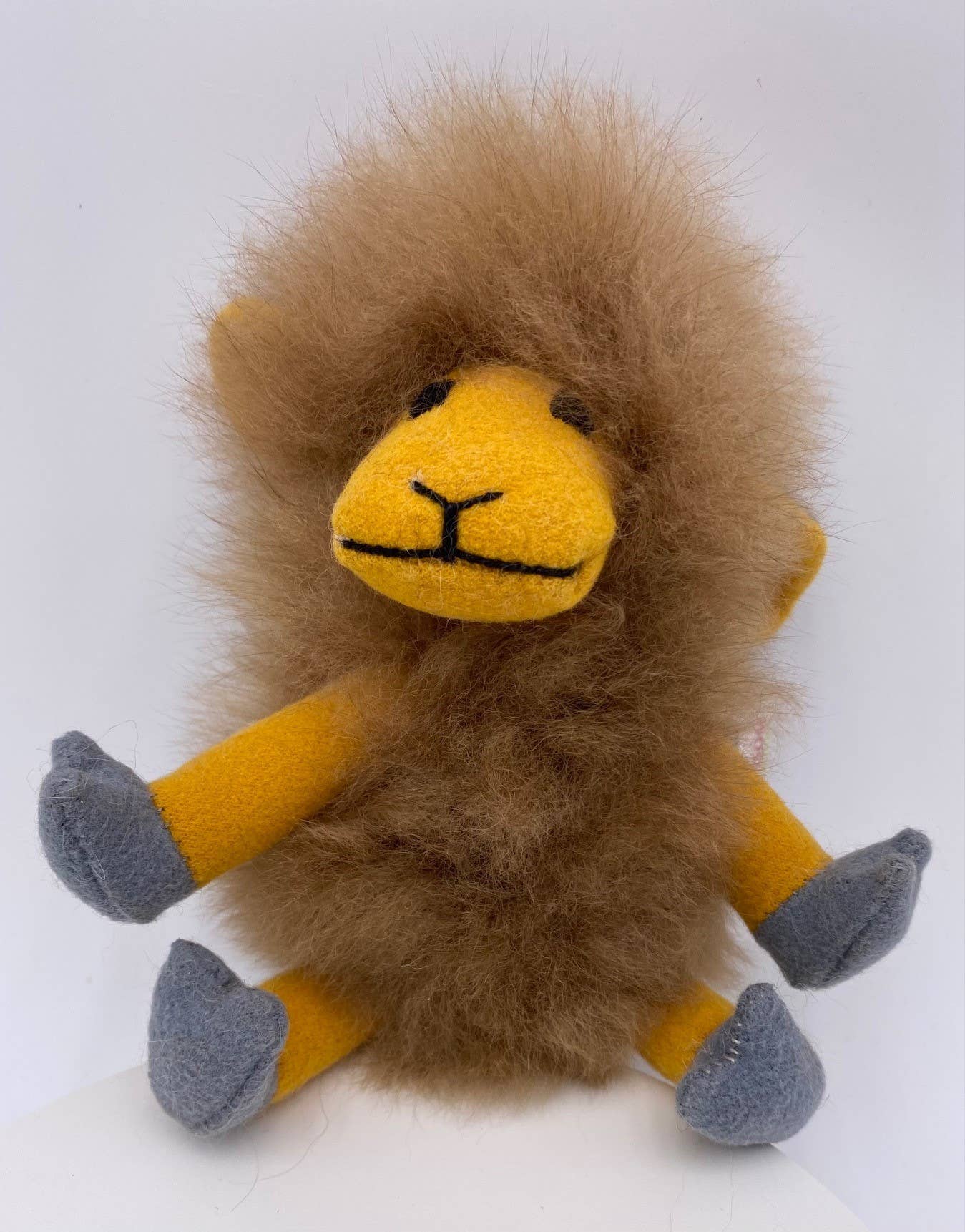 Blossom Inspirations – Großhandel Kuschel-/Plüschtier – Kind & Baby – Lustiges Schaf-Alpaka-F10