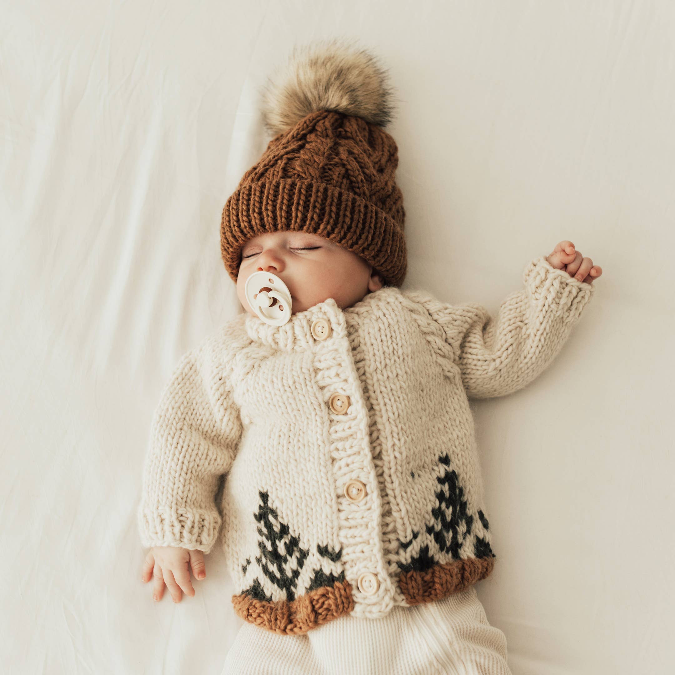 Huggalugs - Wholesale Cardigan - Baby - Forest Cardigan Sweater Baby & Toddler2