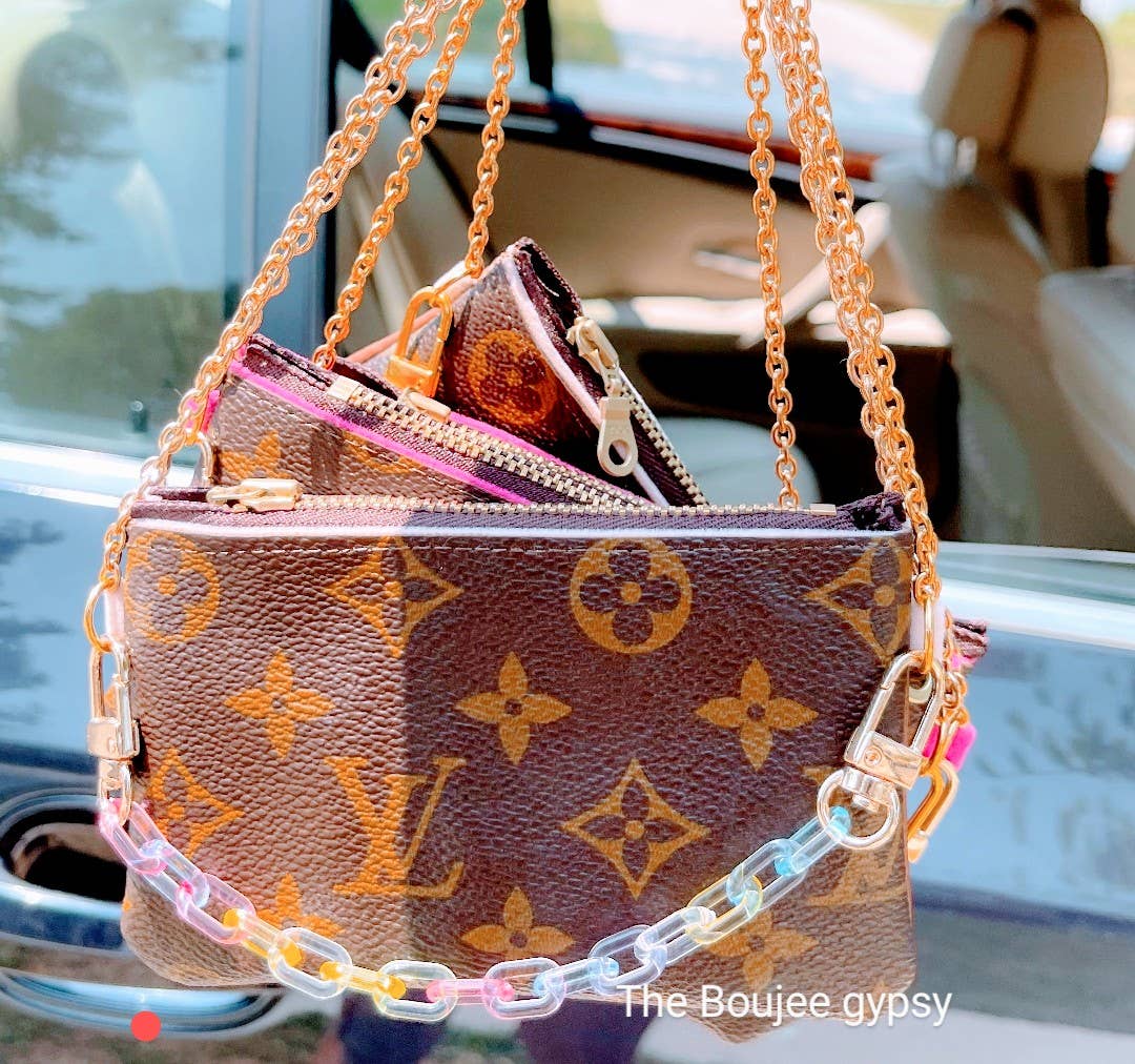 Contagious Couture - Vente Sac à bandoulière – femme - Créations upcyclées en cuir authentique LV avec chaîne bijou3