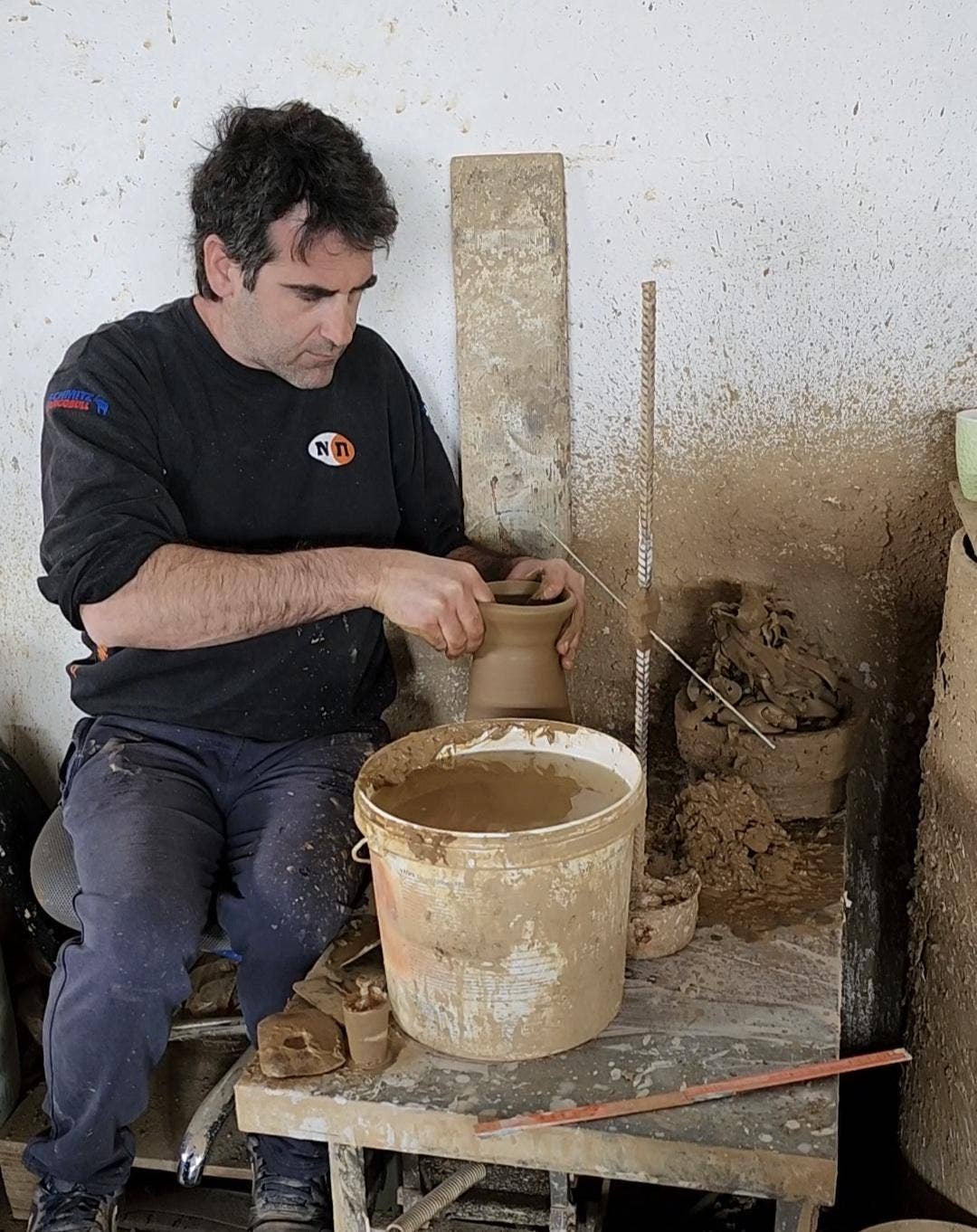 2 Greeks Inc - Wholesale Vase - Handmade/Hand Painted Museum Replica Greek Vase3