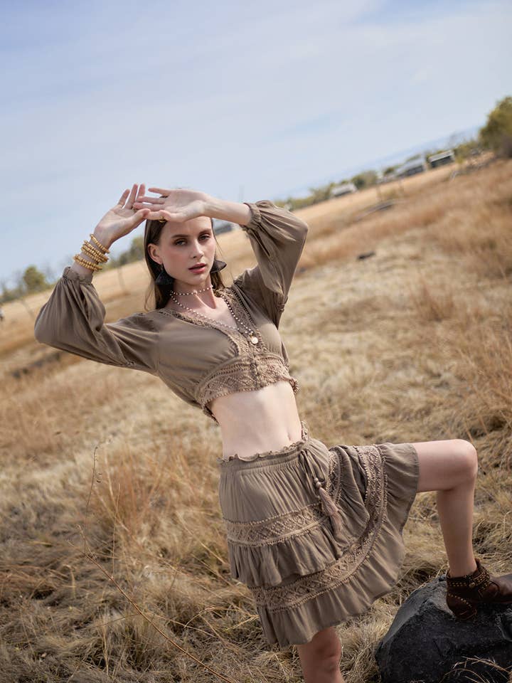 Blusa Maribelle - Desert Sand per la vendita all'ingrosso da parte di Tulle and Batiste