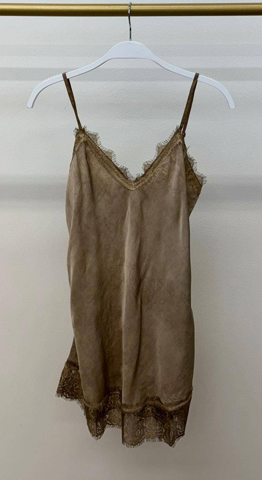 MILIO MILANO - Wholesale Tank Top - Women's - SILKY LACE CAMI (235002-2029-2-CAMEL)