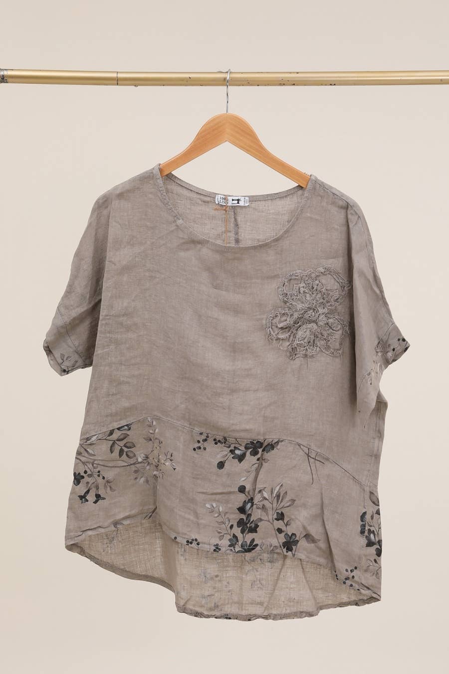 LÉA & LUC - Wholesale Tunic - Women's - Printed blouse with a flower in 100% Linen REF. 1206222