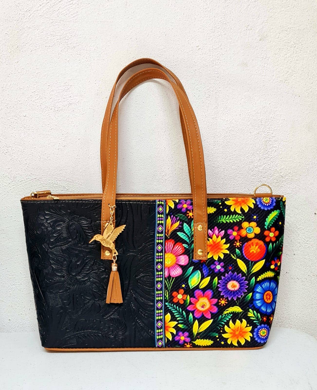 GMCE Global Trading, LLC - Wholesale Tote Bag - Unisex - Handmade Mexican Purse-Tote Bag Variety Of Colors1