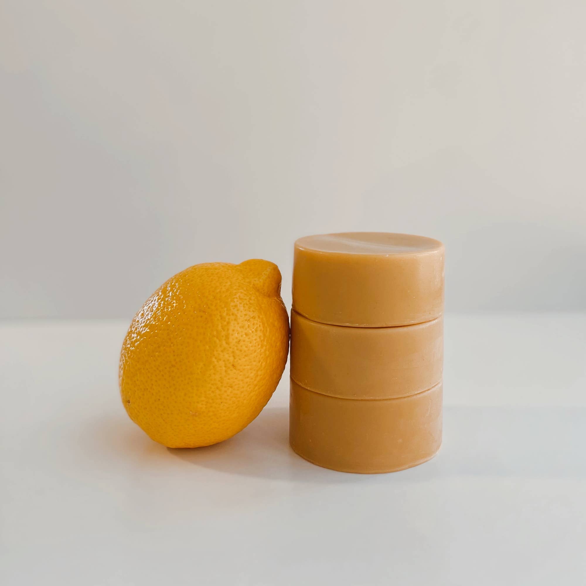 Tout Baigne ! - Wholesale Bar Soap - Menton - Purifying solid soap