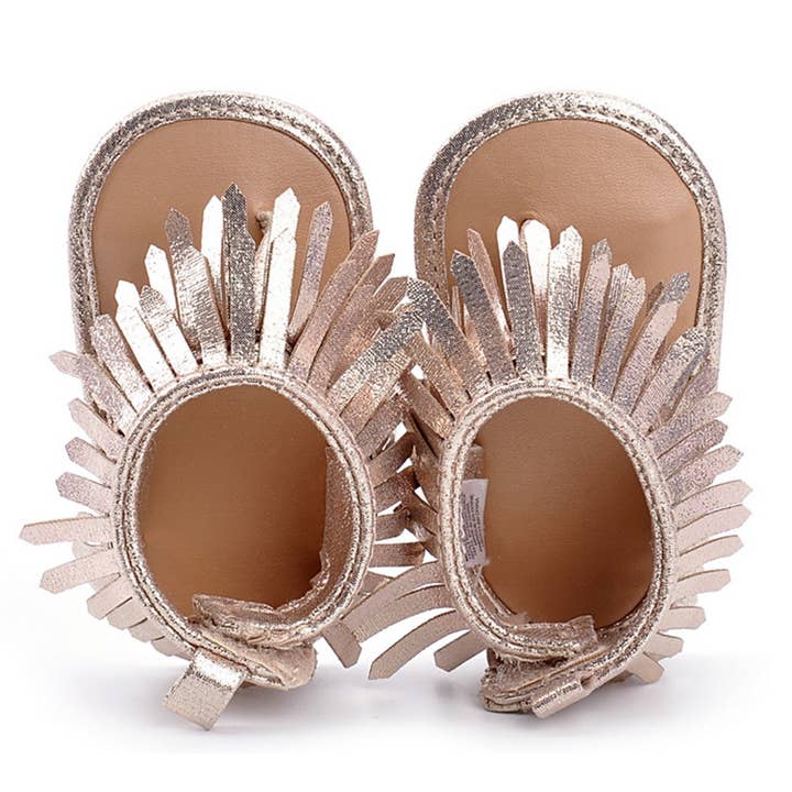 Sandalias Boho doradas con suela suave y flecos para bebés para venta al por mayor de Fennco Styles