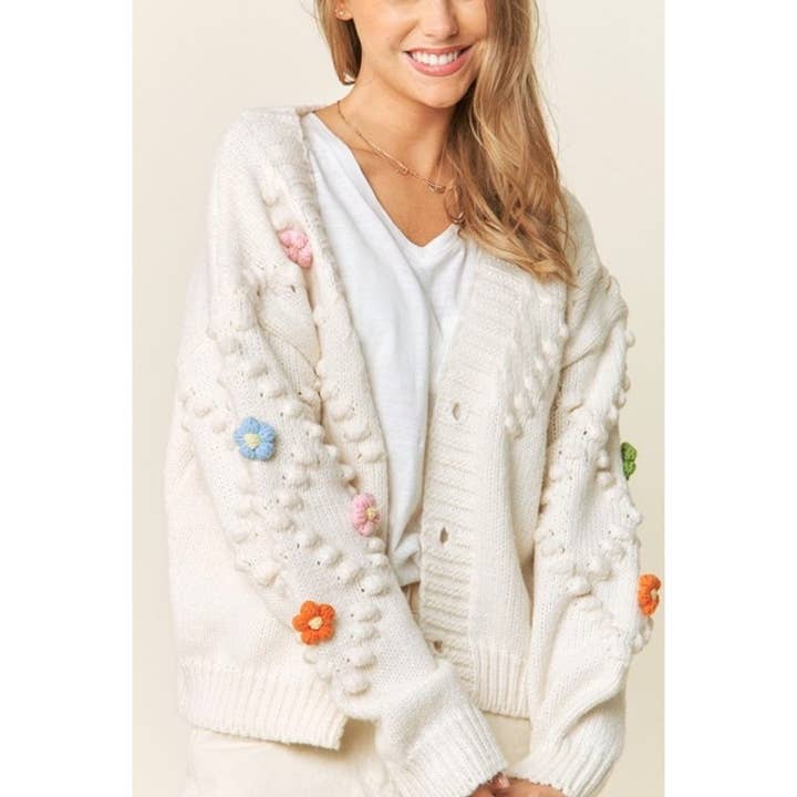 CARDIGAN EN TRICOT À PATCH AMOVIBLE 8988 SWEET 3D FLOWER pour la vente par Coloring You