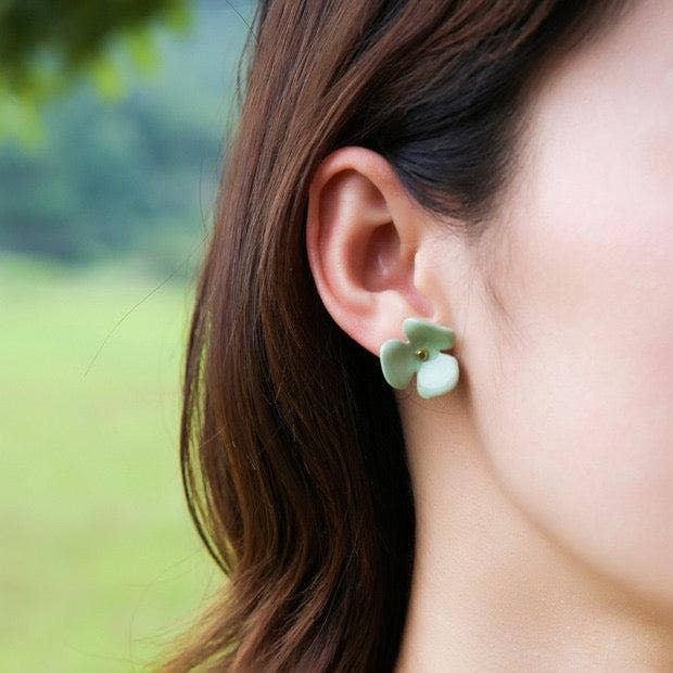 lilibo - Wholesale Stud/Post Earrings - Hydrangea -handmade porcelain jewellery earring3