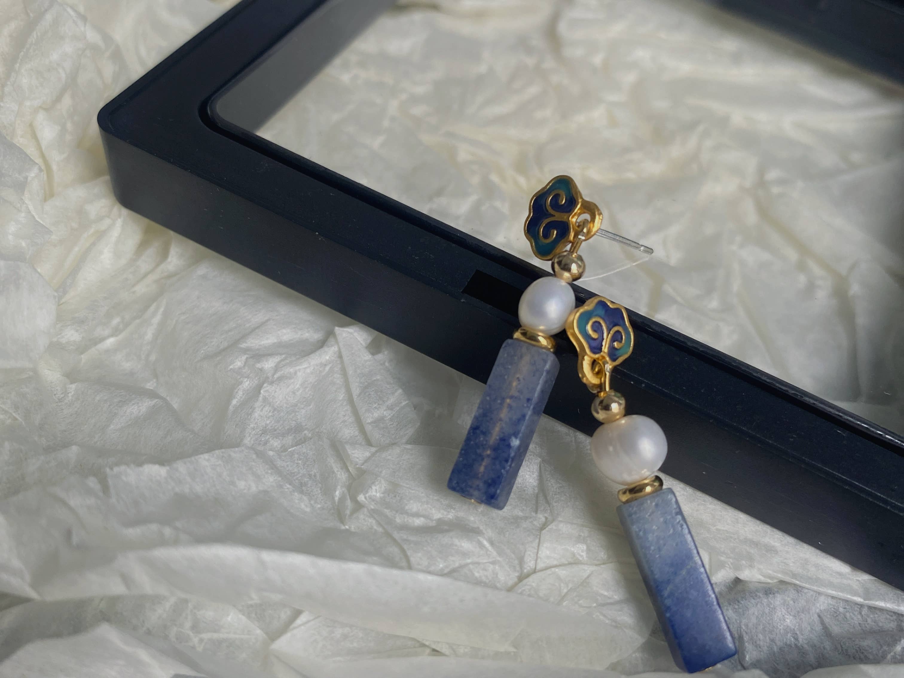 Otterware - Wholesale Dangle Earrings - Handmade Cloisonné Enamel Earrings: Pearl & Jasper, S9255