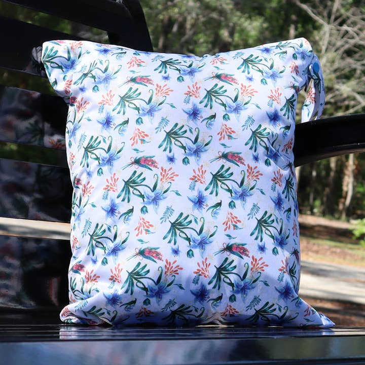 THE SILENT GARDEN EXCURSION BAG for wholesale by River City Bags