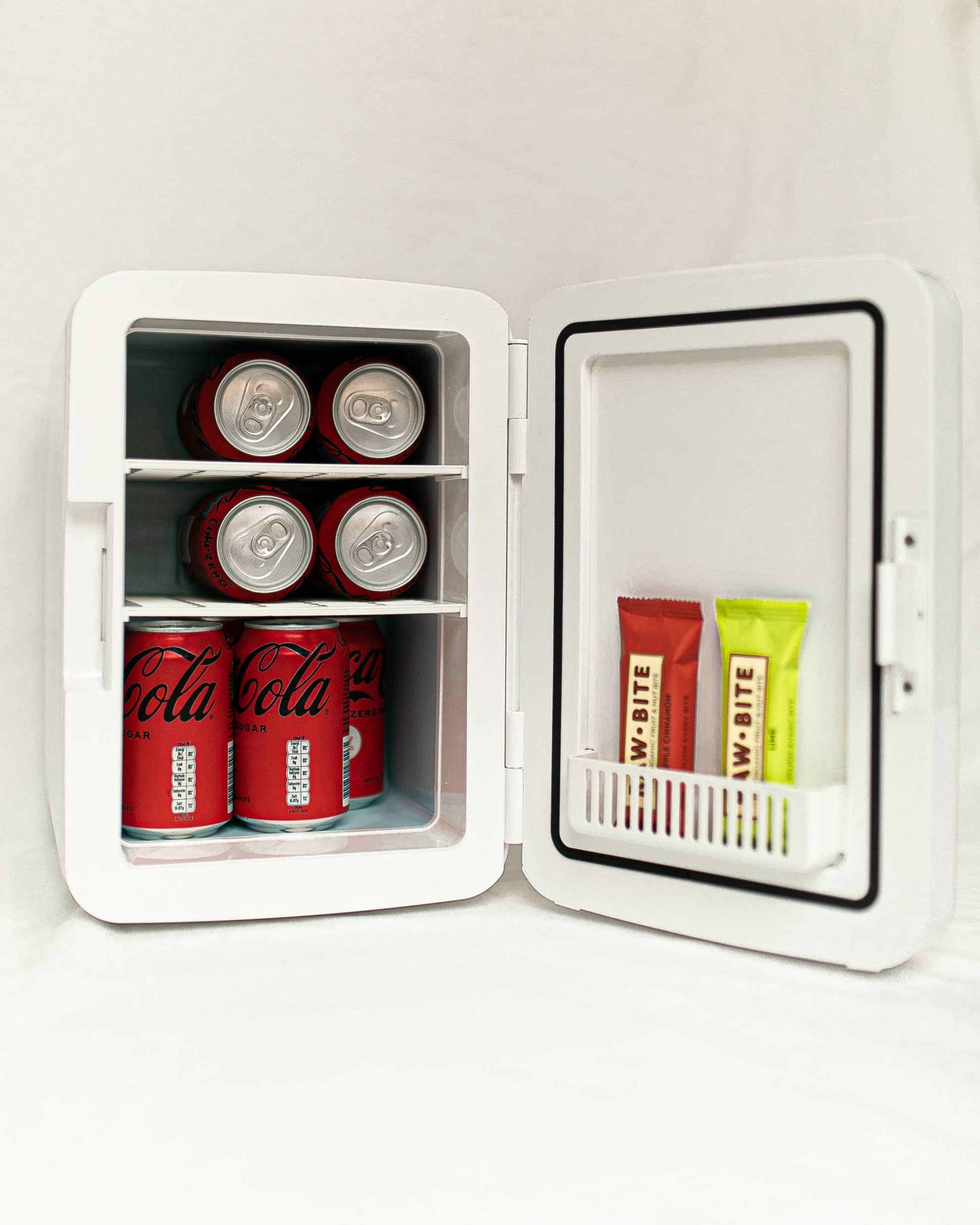 Flamingueo - Wholesale Portable/Mini Fridge - Mini Refrigerator 10L - Cosmetic Fridge White Color EU PLUG4
