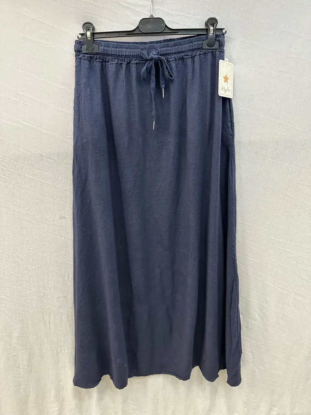 Mimi & Gogo - Wholesale Skirt - Women's - Long linen skirt with two pockets @8628_JLinPoche10