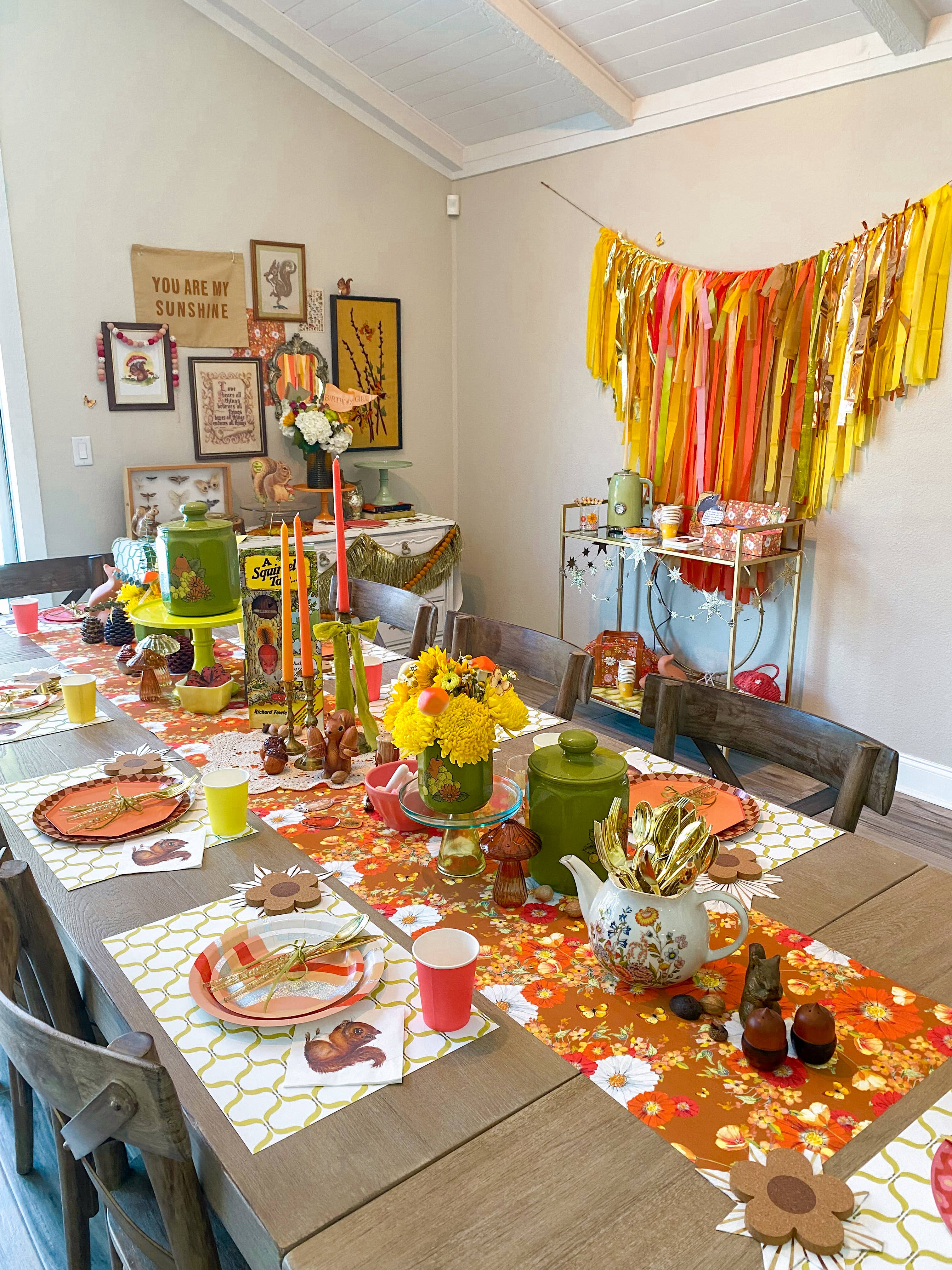 Cami Monet - Wholesale Disposable Table Cover/Runner - Retro Fall Floral Thanksgiving at Nana's Table Runner2