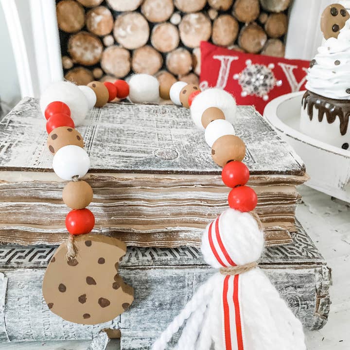 Slinger met kralen van de kerstman voor wholesale door Crafted Hive Culture