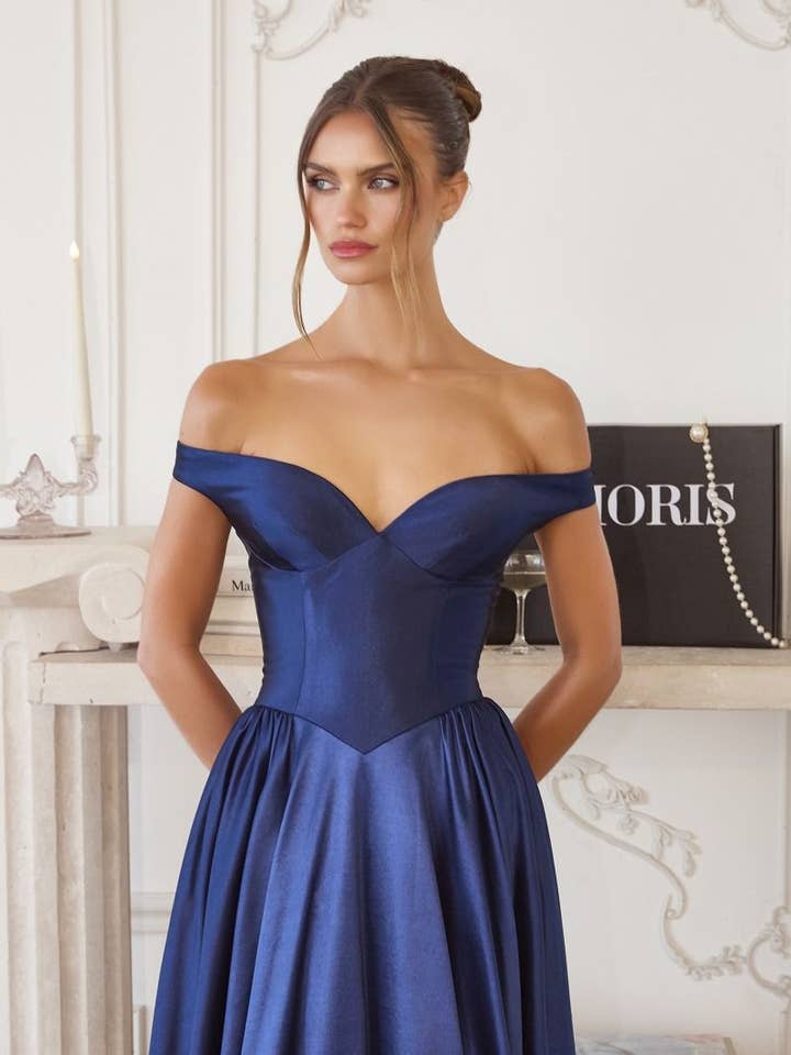 T821 for wholesale by JLED, INC.