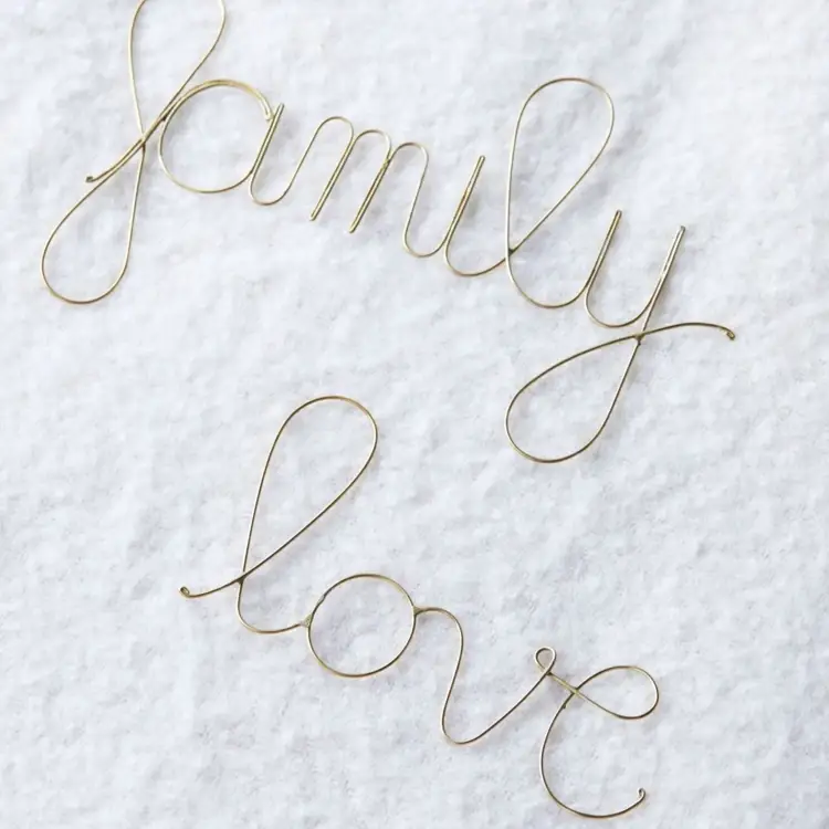 Collection Maroc - Vente Décoration murale - Mot en laiton doré LOVE1