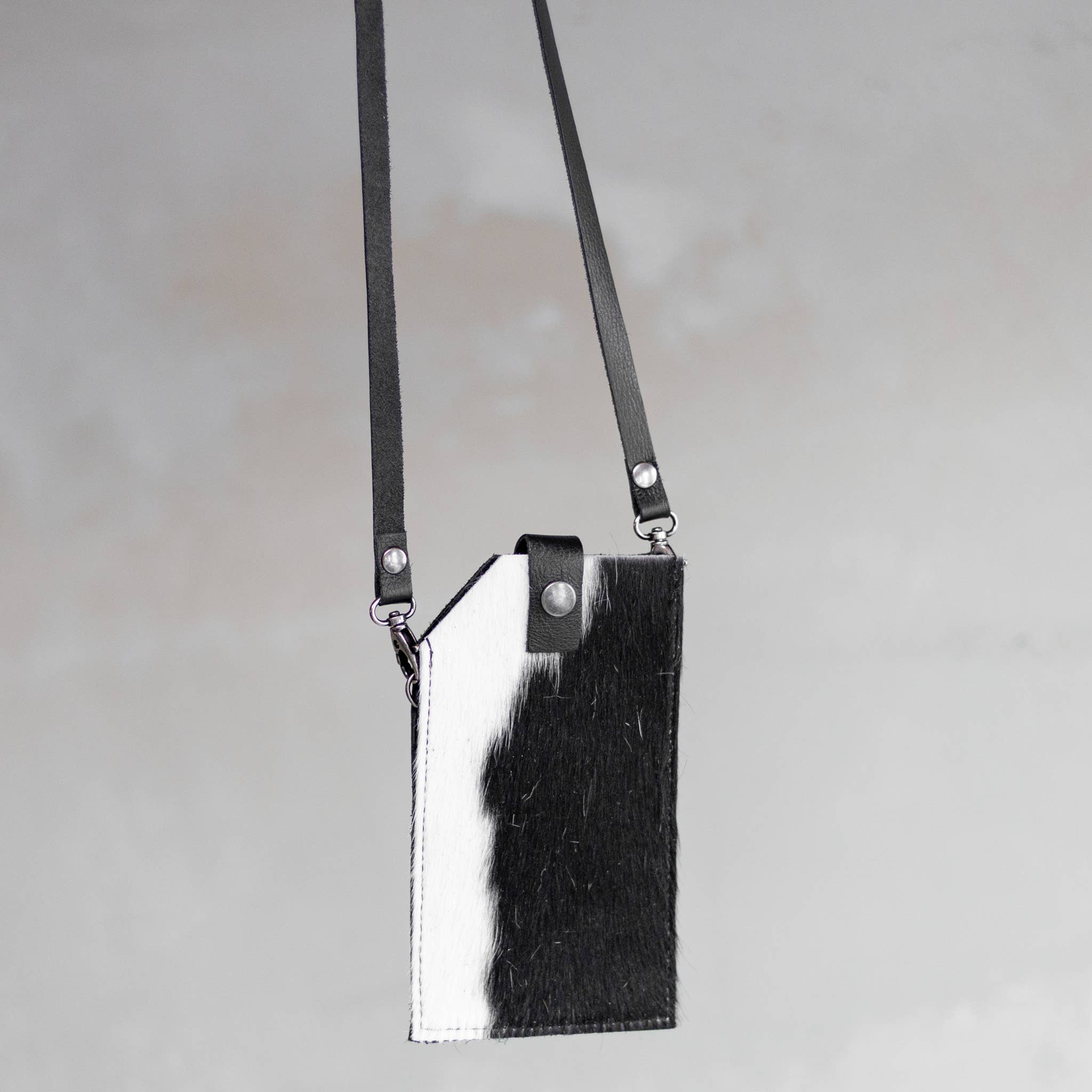 Van Buren – wholesale Phone wallet – women's – Phone pouch | 11 variants2