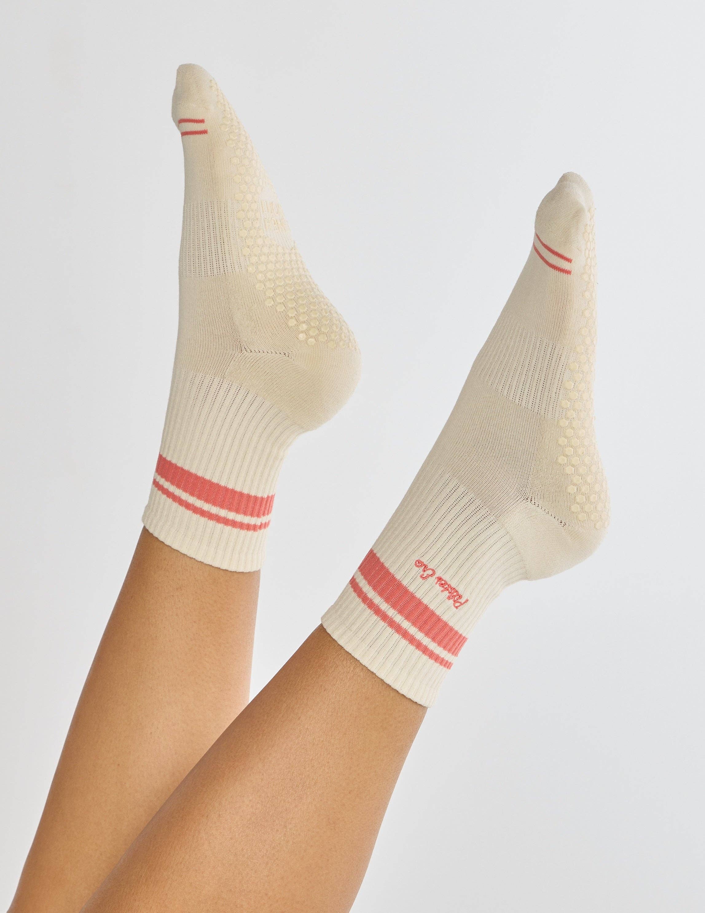 LUCKY HONEY - Wholesale Socks - Women's - The Pilates Era Grip Sock3