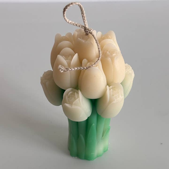 The Tulip Bouquet Candle and other Purchase Wholesale flores flamenca. Free Returns & Net 60 Terms on Faire trending on Faire.