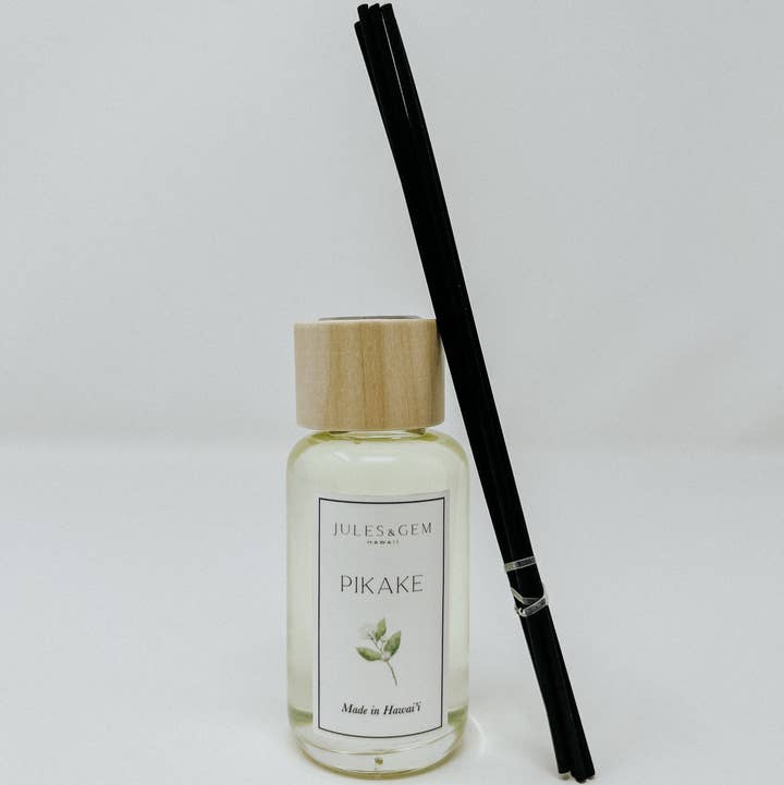Jules and Gem Hawaii - Wholesale Reed Diffuser - Pikake Reed Diffuser0