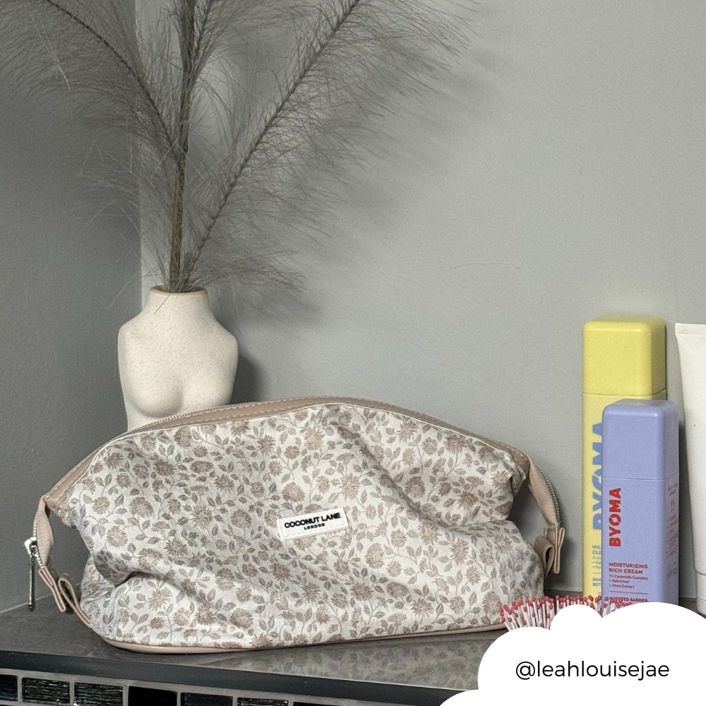 Coconut Lane – wholesale Make-up/cosmetic bag – Magic Lifestyle Pouch - Garden Meadow8