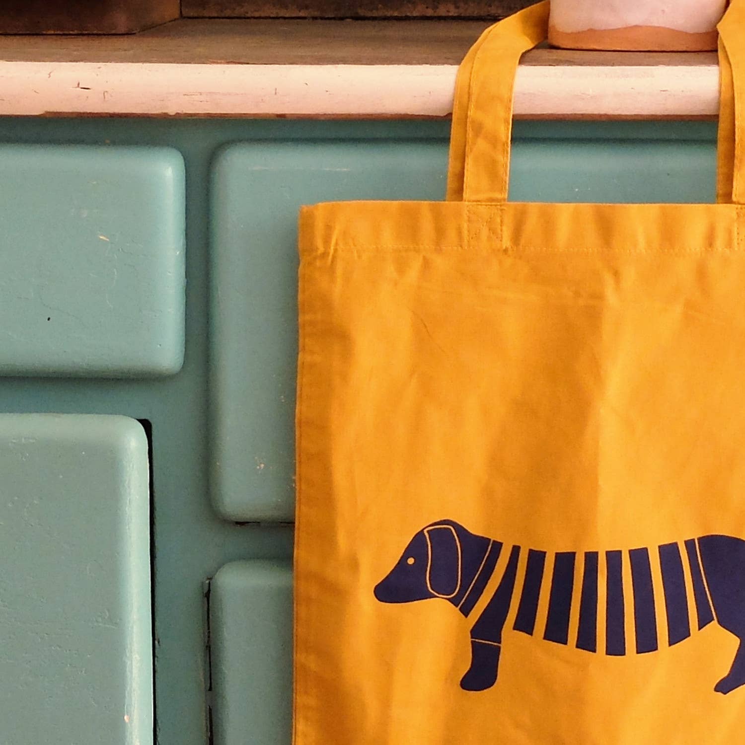 Wonder Of Today - Wholesale Tote Bag - Women's - Hand-printed fabric bag with dachshund motif3