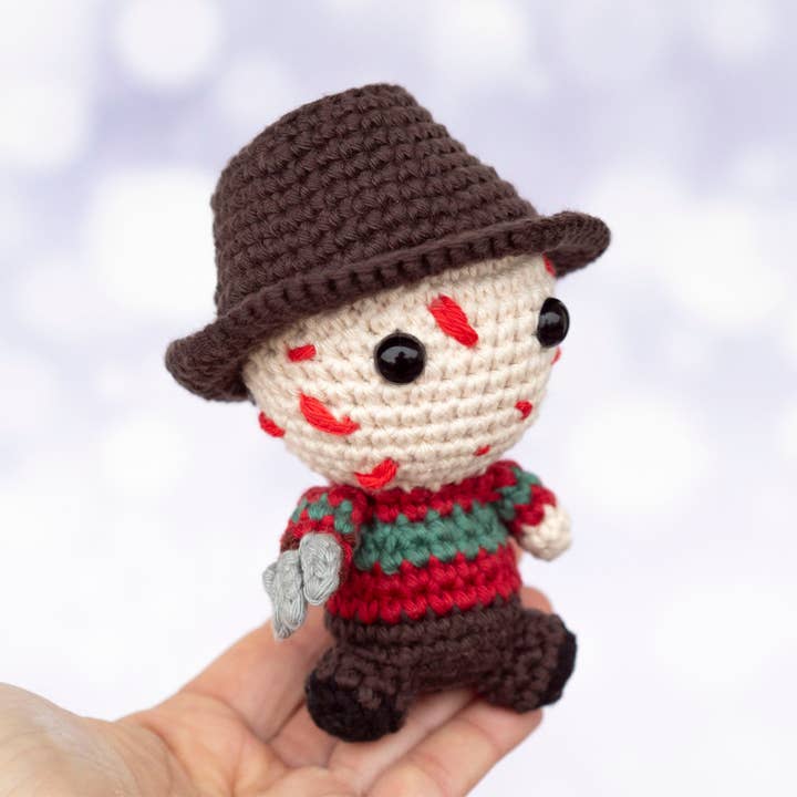 TOMOPOD LLC - Wholesale Christmas Decoration - Mini Freddy Krueger Crochet, Funny Doll Crochet Decor, Gift 6