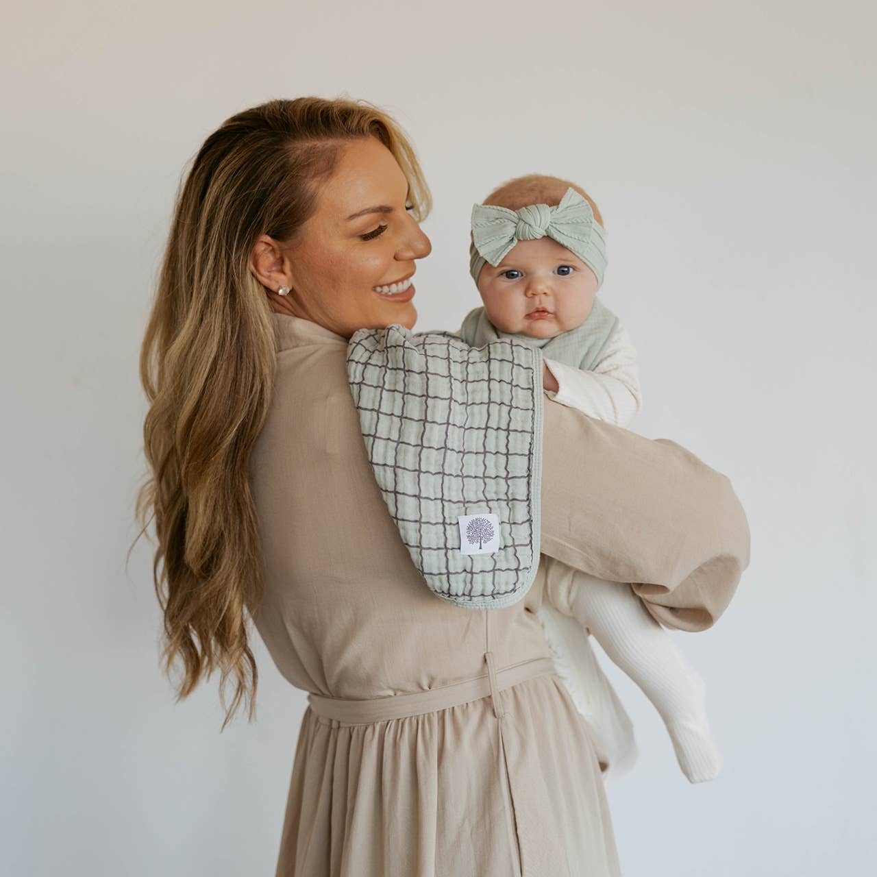 Parker Baby Co. - Wholesale Burp Cloth Set - Baby - Pebble Set - Muslin Burp Cloths (4 Pack)6