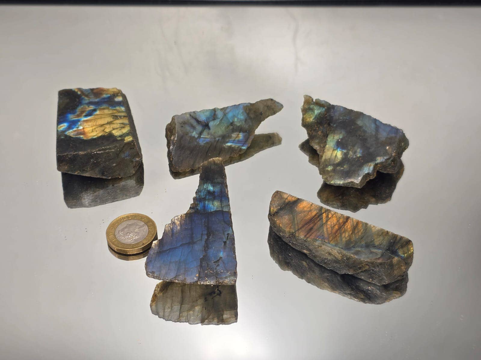 Distinction Crystals – wholesale Spiritual stone/crystal – Labradorite Crystal Slices, Half Polished 250g Batch0