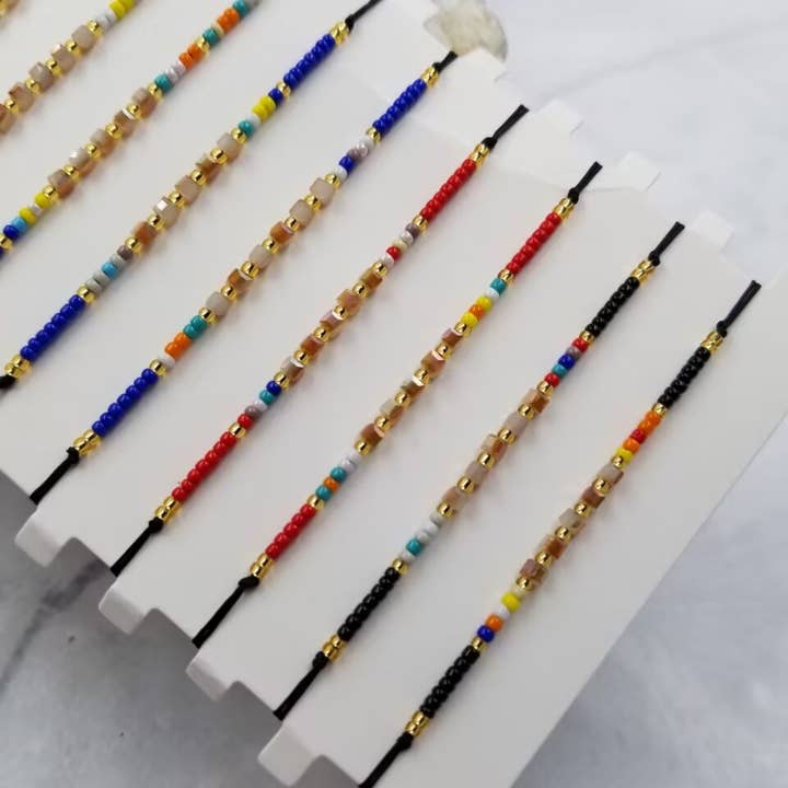 The Pretty Jewellery - Wholesale Jewelry Set - Adjustable Miyuki Beaded Bracelet - Set Of 121