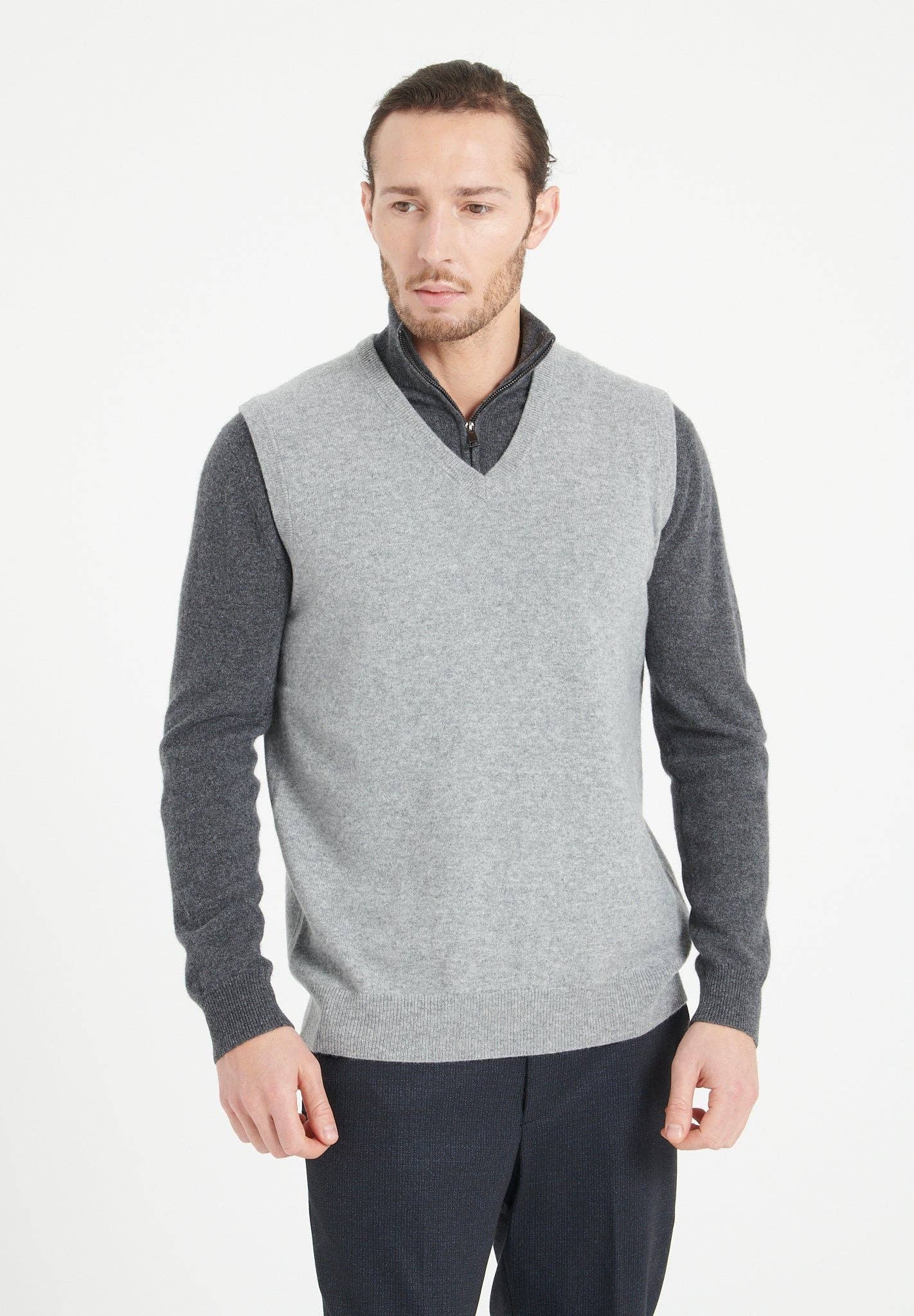 light grey Men's V-neck cashmere sweater LUKE 9 for wholesale on Faire1