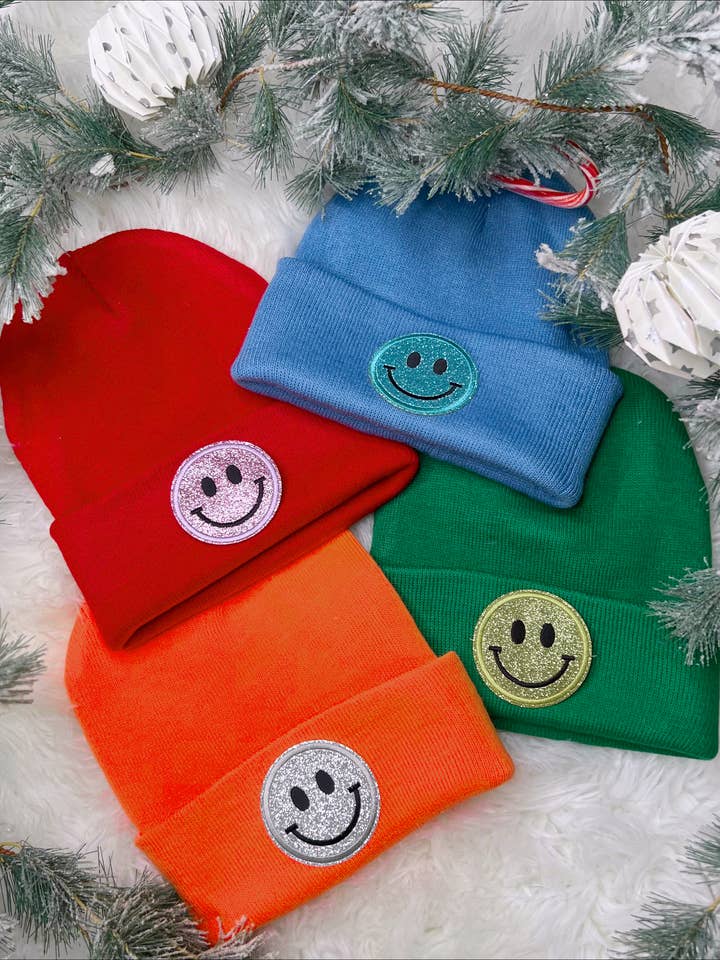 Muts Happy Face | Wintermuts voor wholesale door Electric Feels Company