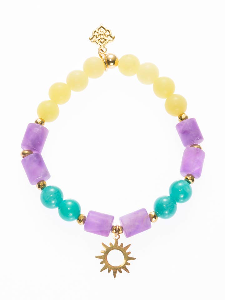 Mala armband Tarifa met goudkleurige zilveren kralen en zonbedel voor wholesale door samsara collection