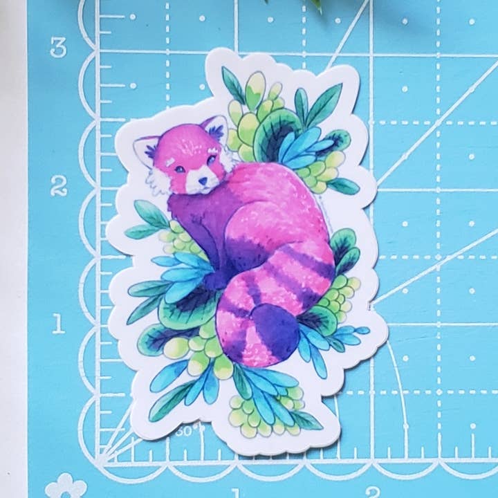 Autocollant en vinyle mat découpé à la forme de panda rose rouge pour la vente par Fairytale Fox Designs