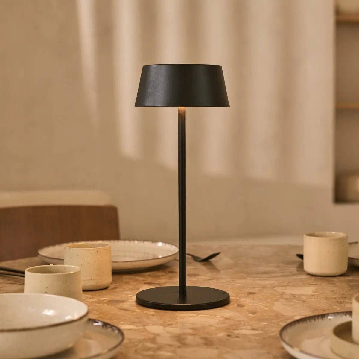 Tavellio - Wholesale Accent/Desk Lamp - Hugo Midnight Black Rechargeable Table Lamp | Dimmable, Stylish & Cordless1