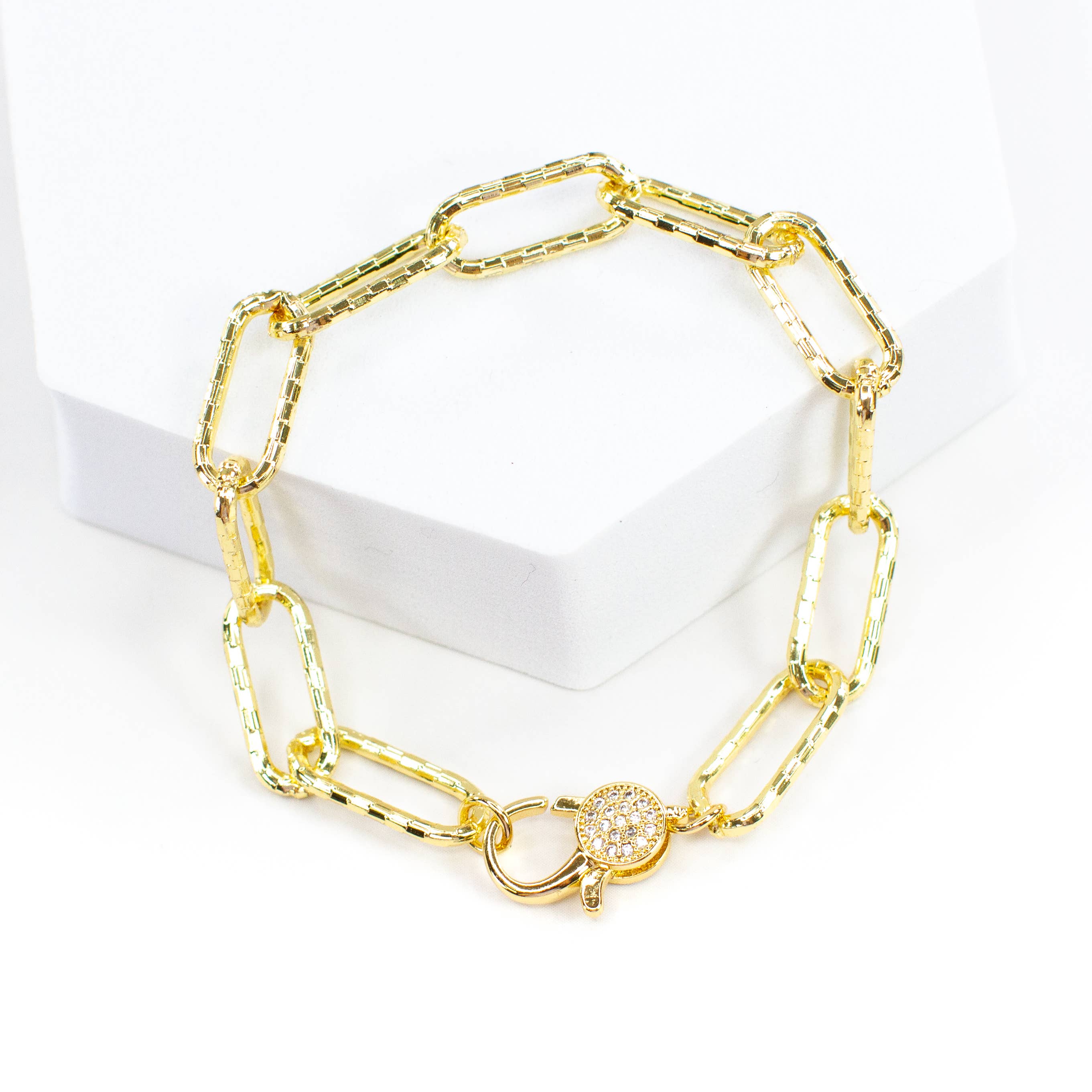 Savvy Bling - Wholesale Link & Chain Bracelet - Gold Checker Pave Clasp Chain Link Bracelet