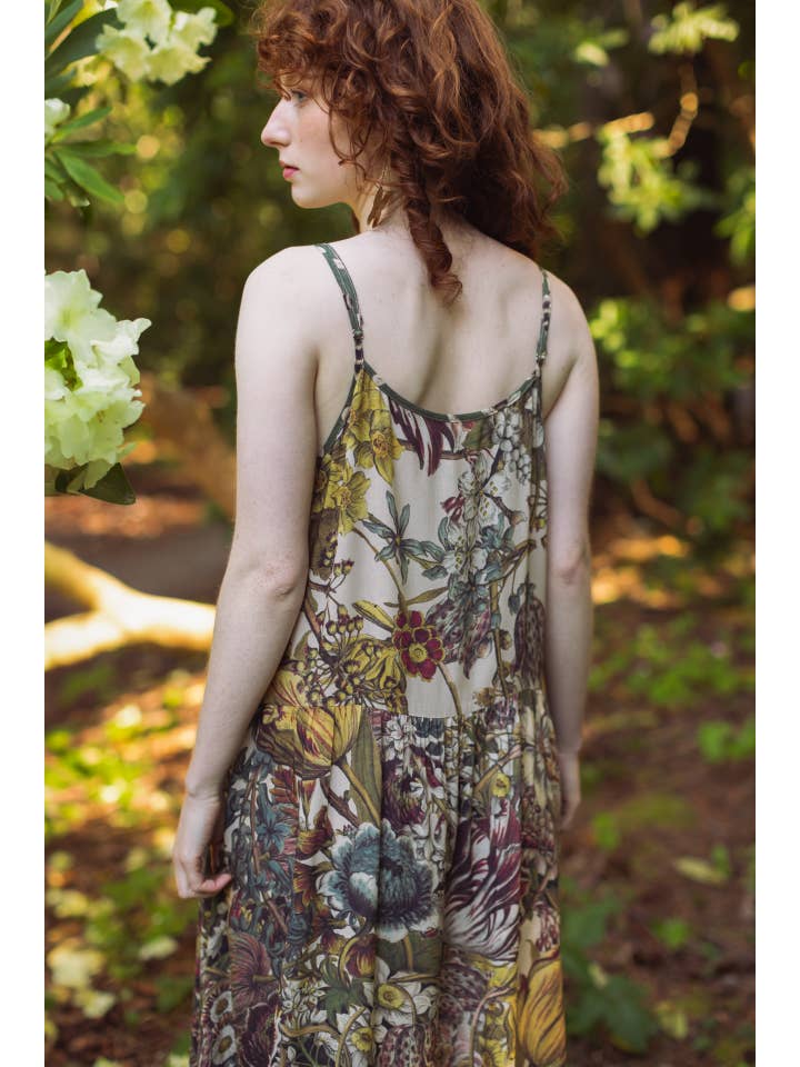 Market of Stars (USA) - Wholesale Dress - Women's - Love Grows Wild Bohéme Long Maxi Slip Dress w/ Bees Floral3