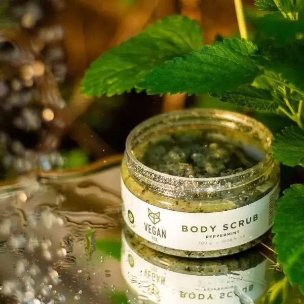 Amber cosmetics Ltd (Vegan Fox) - Wholesale Body Scrub/Exfoliant - Peppermint Body Scrub2