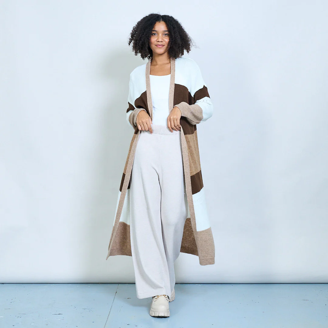 AMELÉ - Wholesale Cardigan - Women's - Long multicolor knit cardigan with color blocks1