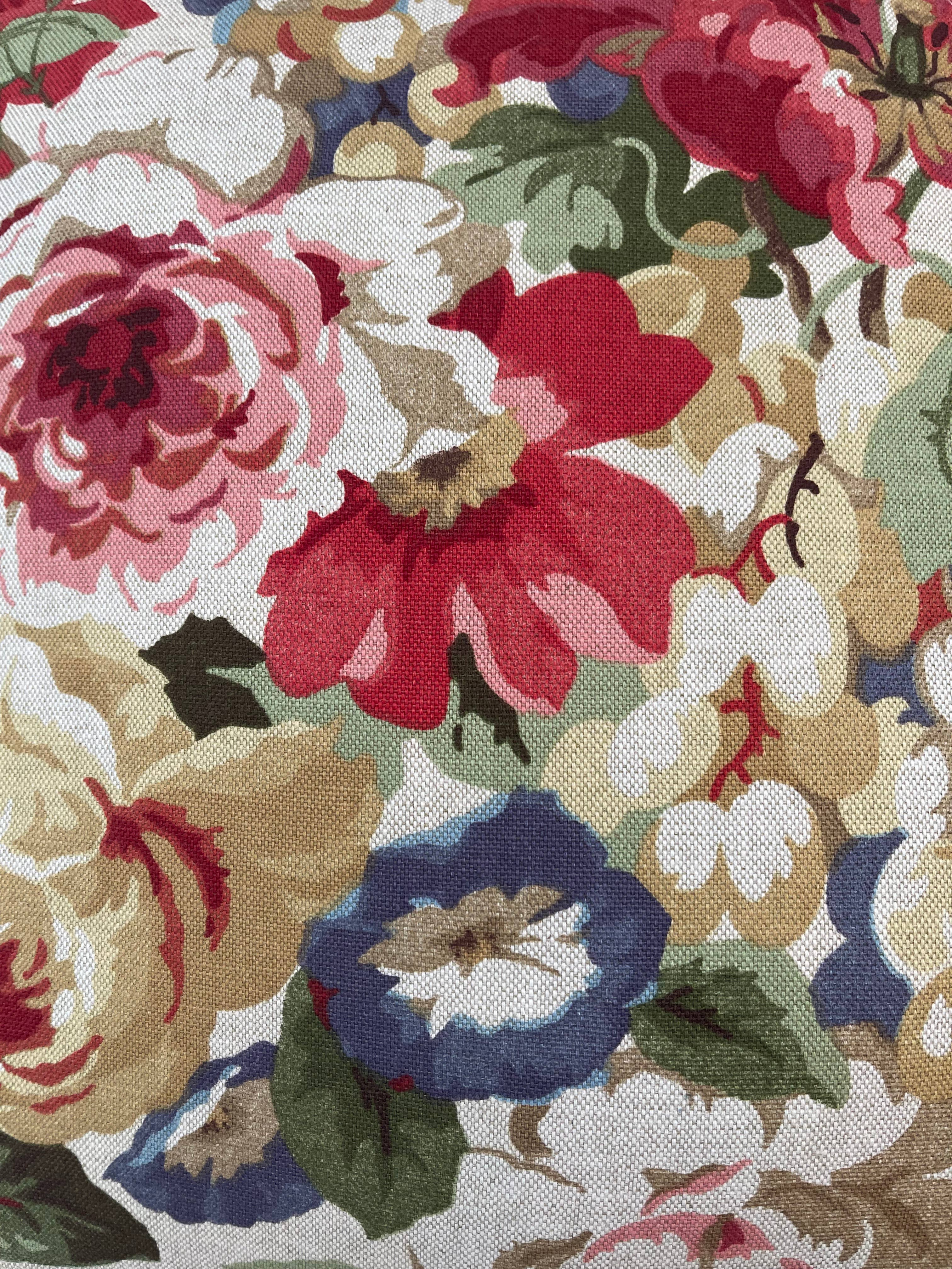 Dahlia & Grace pillows – Großhandel Zierkissen – Bernadette Blumenmuster-Kissen mit Federfüllung2