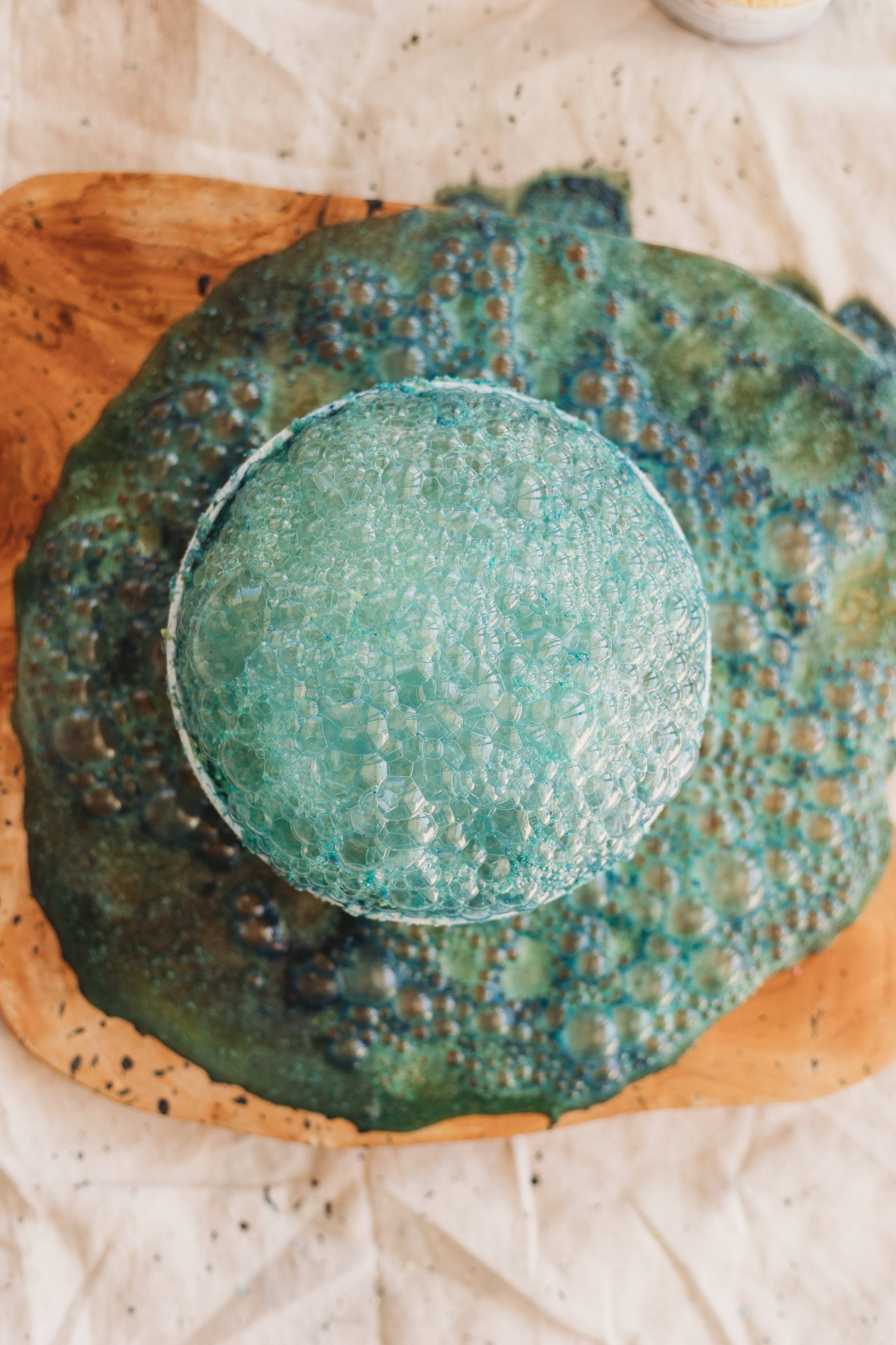 The Saltwater Collective - Wholesale DIY craft kit – Child - Rainbow Saltwater Fizz - Medium potion bubbles5